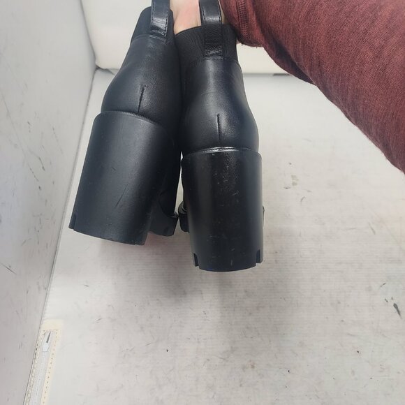 Christian Louboutin Black Marchacroche Lug Heel Chelsea Boot - Picture 6 of 13